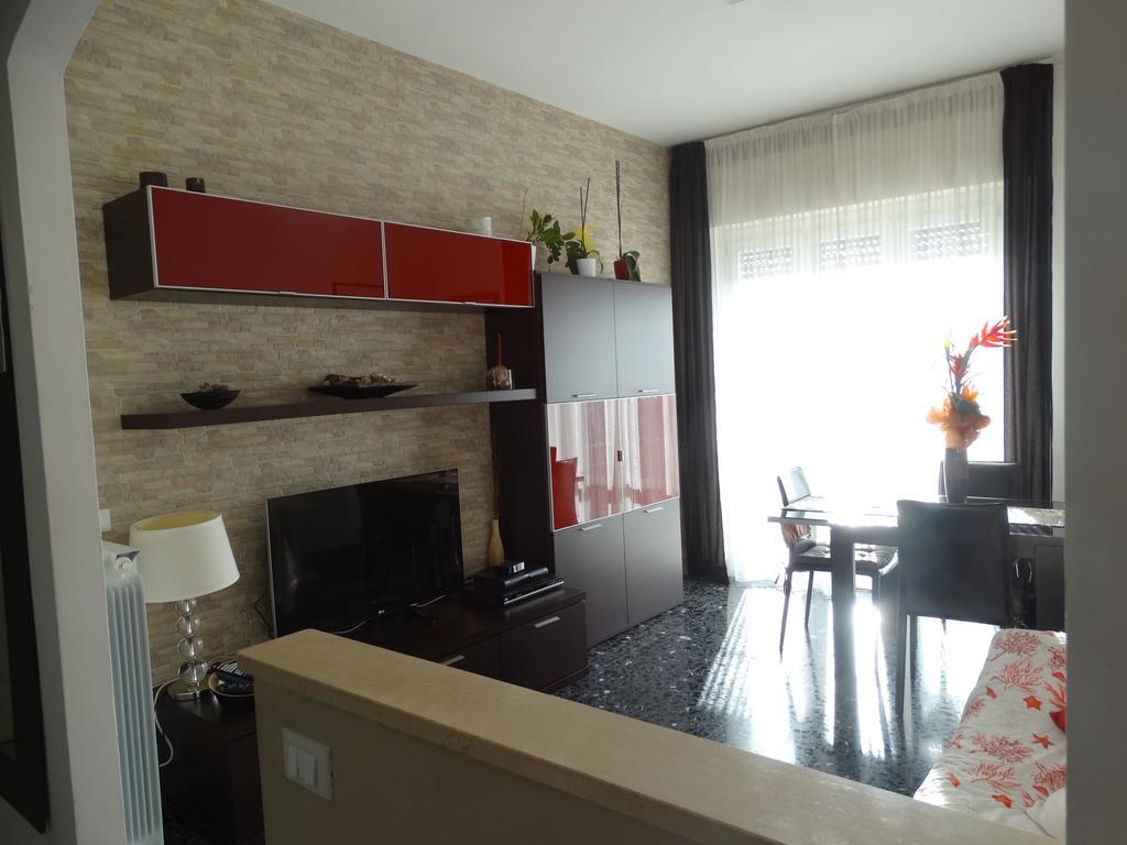 Apartamento A Casa Di Simone A Viareggio Exterior foto