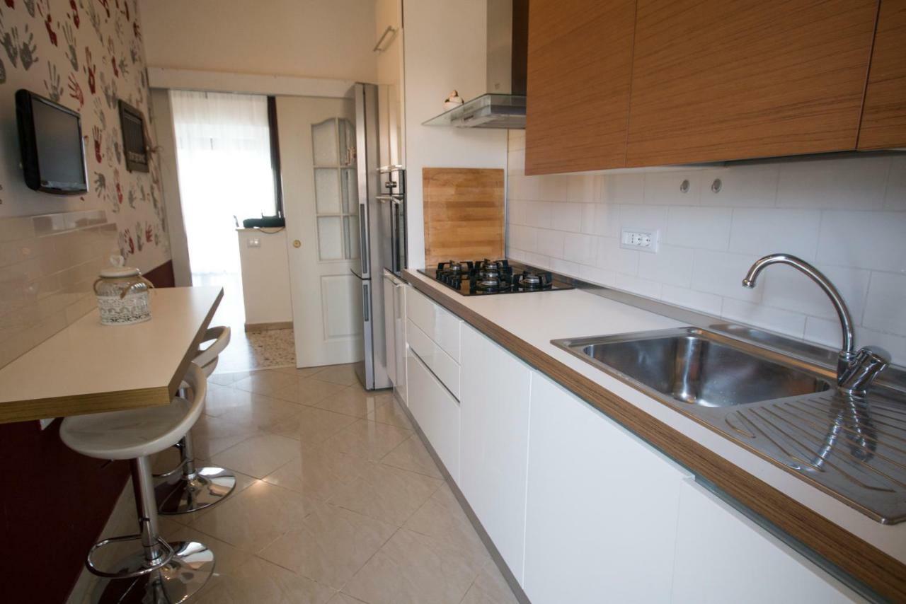 Apartamento A Casa Di Simone A Viareggio Exterior foto