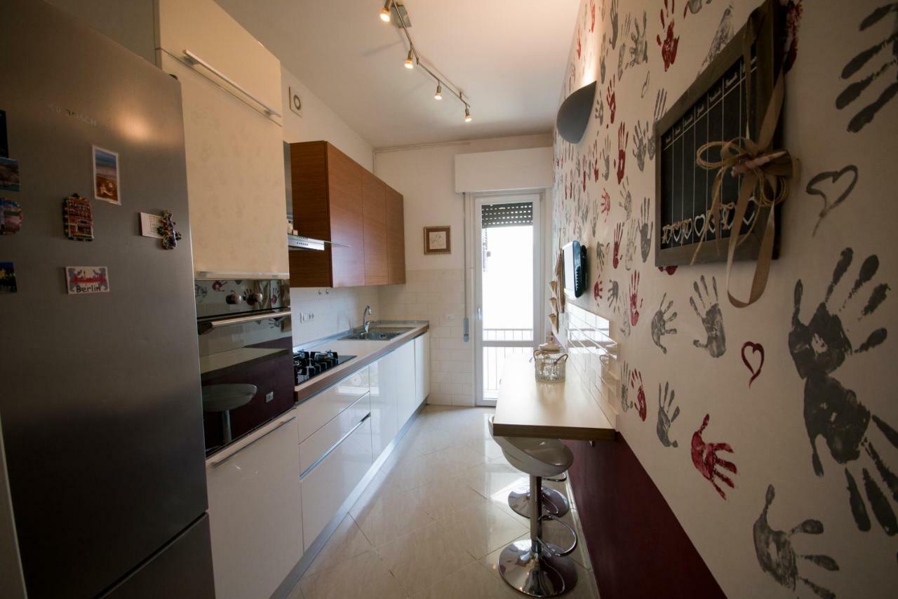 Apartamento A Casa Di Simone A Viareggio Exterior foto